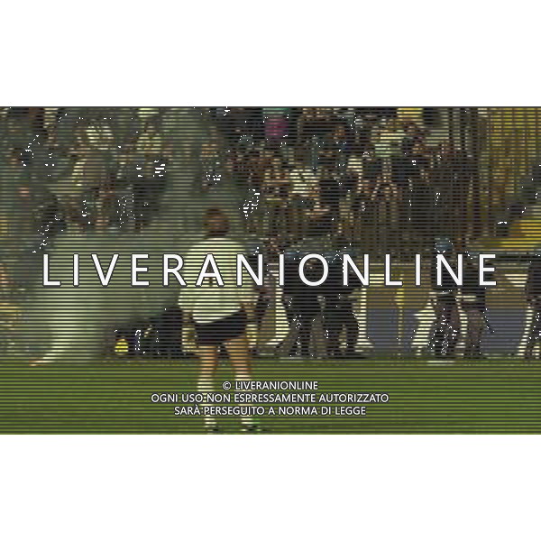 NEG-25-03-2001 PISA-CAMPIONATO DI CALCIO SERIE B PISA-LIVORNO 0-2 A TAVOLINO PER DISORDINI TRA LE TIFOSERIE NELLA FOTO ANDREA IVAN AG ALDO LIVERANI SAS