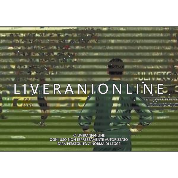 NEG-25-03-2001 PISA-CAMPIONATO DI CALCIO SERIE B PISA-LIVORNO 0-2 A TAVOLINO PER DISORDINI TRA LE TIFOSERIE NELLA FOTO MASSIMO GAZZOLI AG ALDO LIVERANI SAS