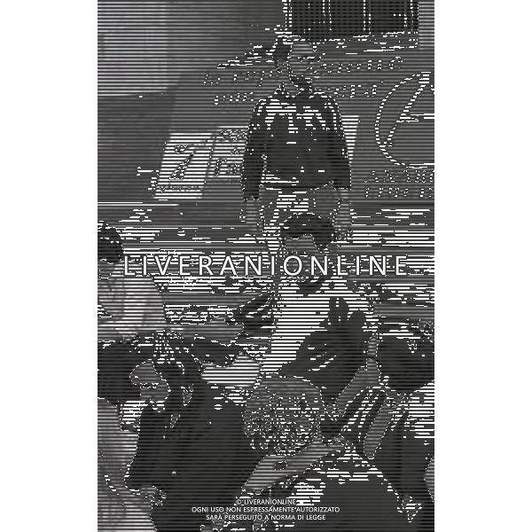 NEG-1969 -MILANO MANFESTAZIONE DEGLI ANARCHICI DAVANTI AL TRIBUNALE DI MILANO AG ALDO LIVERANI SAS