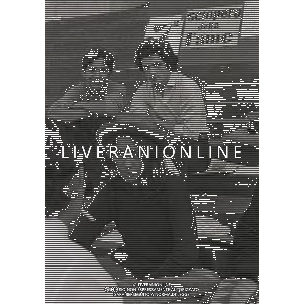 NEG-1969 -MILANO MANFESTAZIONE DEGLI ANARCHICI DAVANTI AL TRIBUNALE DI MILANO AG ALDO LIVERANI SAS