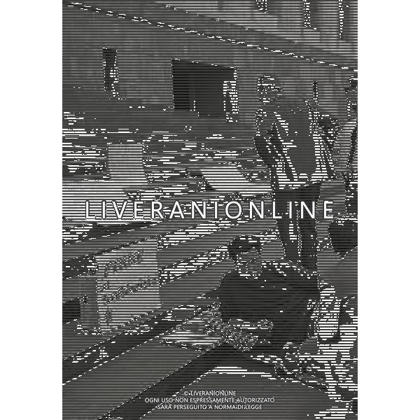 NEG-1969 -MILANO MANFESTAZIONE DEGLI ANARCHICI DAVANTI AL TRIBUNALE DI MILANO AG ALDO LIVERANI SAS