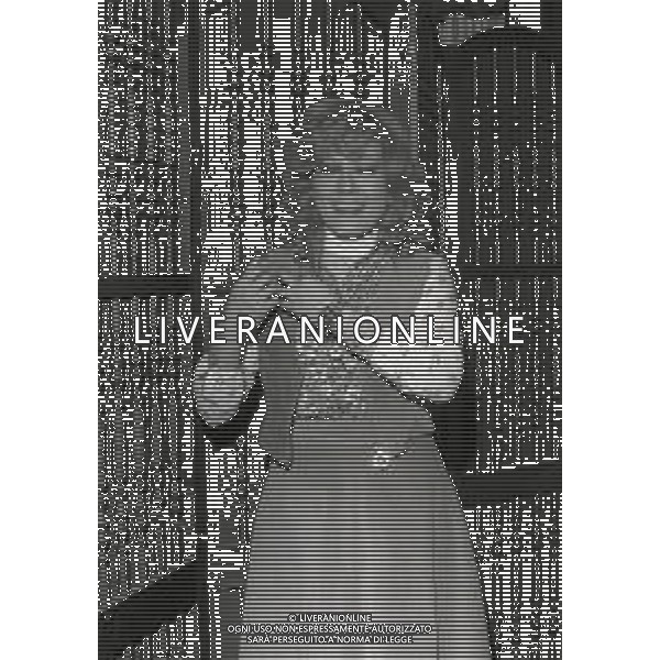 1975 RETROSPETTIVA LEILA SELLI CANTANTE A SANREMO AG ALDO LIVERANI SAS