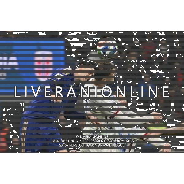 Italia vs Norvegia nella foto Alessandro Bastoni (Italia) e Alexander Sorloth (Norvegia) Milano 16-11-2025 Stadio Giuseppe Meazza - San Siro Italia vs Norvegia Qualificazioni Mondiali 2026 Gruppo I - 10a giornata foto Roberto Garavaglia/Agenzia Aldo Liverani sas