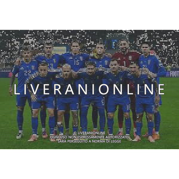 Italia vs Norvegia nella foto formazione Italia, in piedi da SX Giovanni Di Lorenzo (Italia), Gianluca Mancini (Italia), Francesco Pio Esposito (Italia), Mateo Retegui (Italia), Gianluigi Donnarumma (Italia) e Alessandro Bastoni (Italia); in basso da SX Davide Frattesi (Italia), Federico Dimarco (Italia), Manuel Locatelli (Italia), Nicolò Barella (Italia) e Matteo Politano (Italia) Milano 16-11-2025 Stadio Giuseppe Meazza - San Siro Italia vs Norvegia Qualificazioni Mondiali 2026 Gruppo I - 10a giornata foto Roberto Garavaglia/Agenzia Aldo Liverani sas