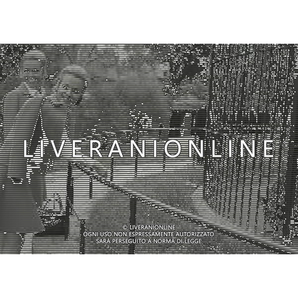 NEG-RETROSPETTIVA ELLEN E ALICE KESSLER BALLERINE NELLA FOTO ELLEN KESSLER E ALICE KESSLER NELL\'ANNO 1969 A ROMA AG ALDO LIVERANI SAS  