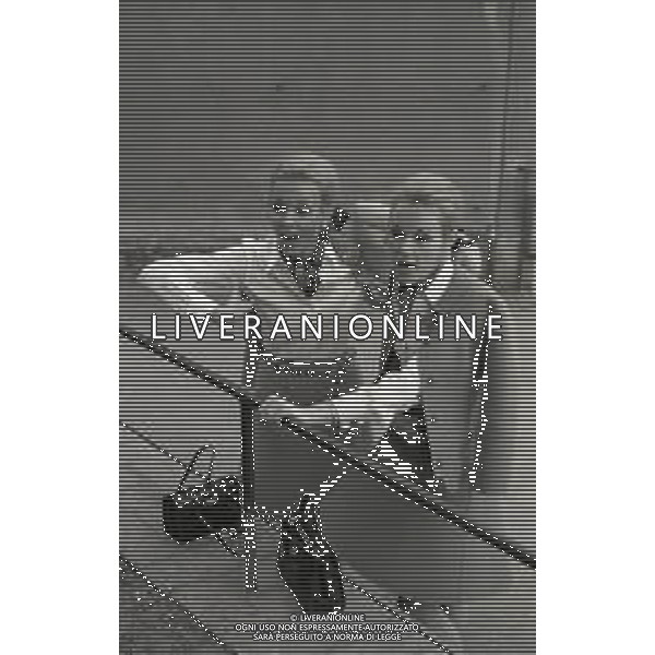 NEG-RETROSPETTIVA ELLEN E ALICE KESSLER BALLERINE NELLA FOTO ELLEN KESSLER E ALICE KESSLER NELL\'ANNO 1969 A ROMA AG ALDO LIVERANI SAS  