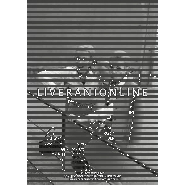 NEG-RETROSPETTIVA ELLEN E ALICE KESSLER BALLERINE NELLA FOTO ELLEN KESSLER E ALICE KESSLER NELL\'ANNO 1969 A ROMA AG ALDO LIVERANI SAS  