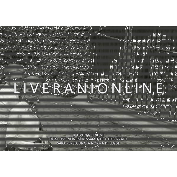 NEG-RETROSPETTIVA ELLEN E ALICE KESSLER BALLERINE NELLA FOTO ELLEN KESSLER E ALICE KESSLER NELL\'ANNO 1969 A ROMA AG ALDO LIVERANI SAS  