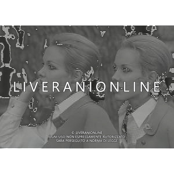 NEG-RETROSPETTIVA ELLEN E ALICE KESSLER BALLERINE NELLA FOTO ELLEN KESSLER E ALICE KESSLER NELL\'ANNO 1969 A ROMA AG ALDO LIVERANI SAS    