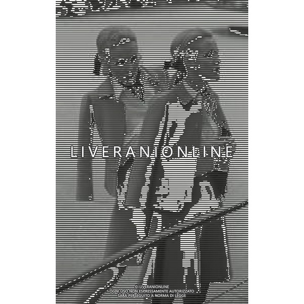 NEG-RETROSPETTIVA ELLEN E ALICE KESSLER BALLERINE NELLA FOTO ELLEN KESSLER E ALICE KESSLER NELL\'ANNO 1969 A ROMA AG ALDO LIVERANI SAS   