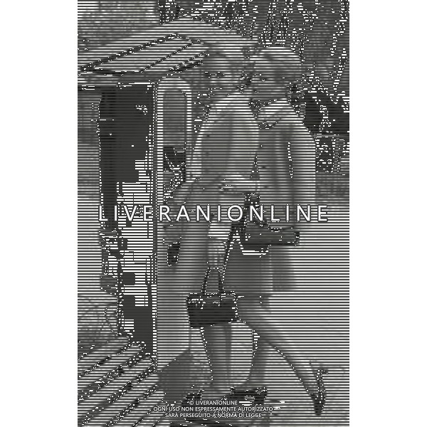 NEG-RETROSPETTIVA ELLEN E ALICE KESSLER BALLERINE NELLA FOTO ELLEN KESSLER E ALICE KESSLER NELL\'ANNO 1969 A ROMA AG ALDO LIVERANI SAS  