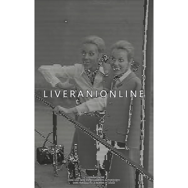 NEG-RETROSPETTIVA ELLEN E ALICE KESSLER BALLERINE NELLA FOTO ELLEN KESSLER E ALICE KESSLER NELL\'ANNO 1969 A ROMA AG ALDO LIVERANI SAS  