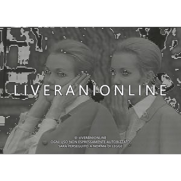 NEG-RETROSPETTIVA ELLEN E ALICE KESSLER BALLERINE NELLA FOTO ELLEN KESSLER E ALICE KESSLER NELL\'ANNO 1969 A ROMA AG ALDO LIVERANI SAS  