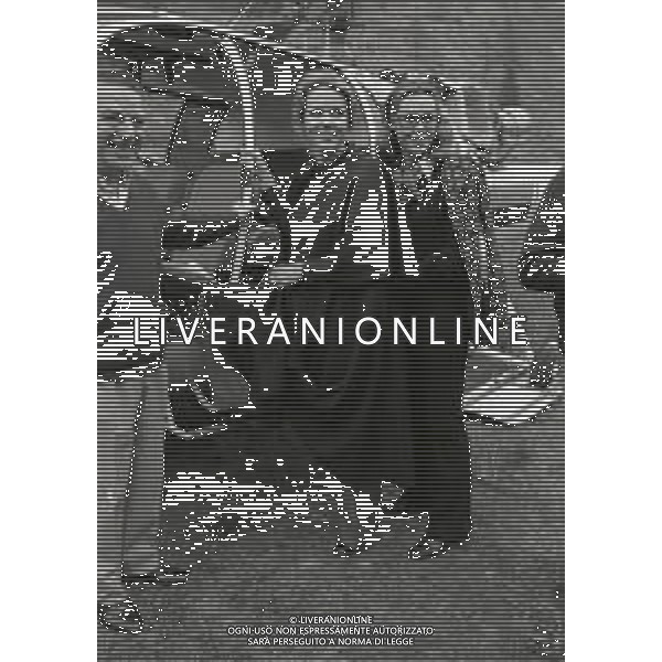 NEG-RETROSPETTIVA ELLEN E ALICE KESSLER E BALLERINE NELLA FOTO ALICE E ELLEN KESSLER IN VAL D\'AOSTA NELL\'ANNO 1972 AG ALDO LIVERANI SAS