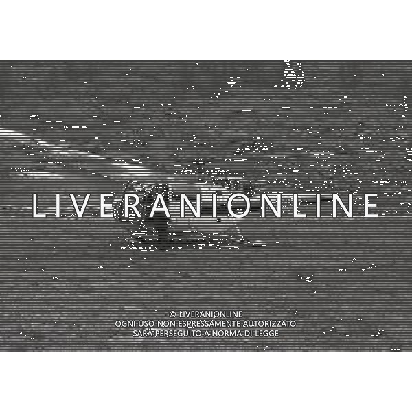 NEG-RETROSPETTIVA ELLEN E ALICE KESSLER E BALLERINE NELLA FOTO ALICE E ELLEN KESSLER IN VAL D\'AOSTA NELL\'ANNO 1972 AG ALDO LIVERANI SAS