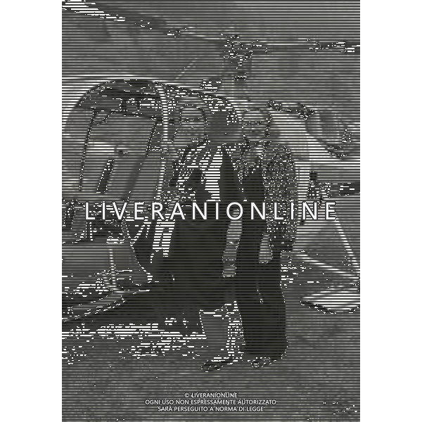 NEG-RETROSPETTIVA ELLEN E ALICE KESSLER E BALLERINE NELLA FOTO ALICE E ELLEN KESSLER IN VAL D\'AOSTA NELL\'ANNO 1972 AG ALDO LIVERANI SAS