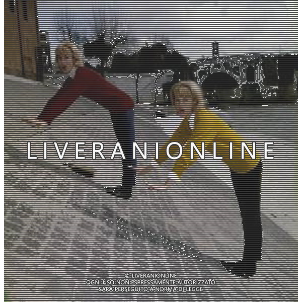 COL-RETROSPETTIVA ALICE E ELLEN KESSLER BALLERINE NELLA FOTO ALICE E ELLEN KESSLER A ROMA AG ALDO LIVERANI SAS