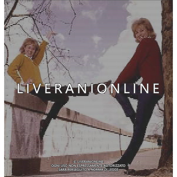 COL-RETROSPETTIVA ALICE E ELLEN KESSLER BALLERINE NELLA FOTO ALICE E ELLEN KESSLER A ROMA AG ALDO LIVERANI SAS