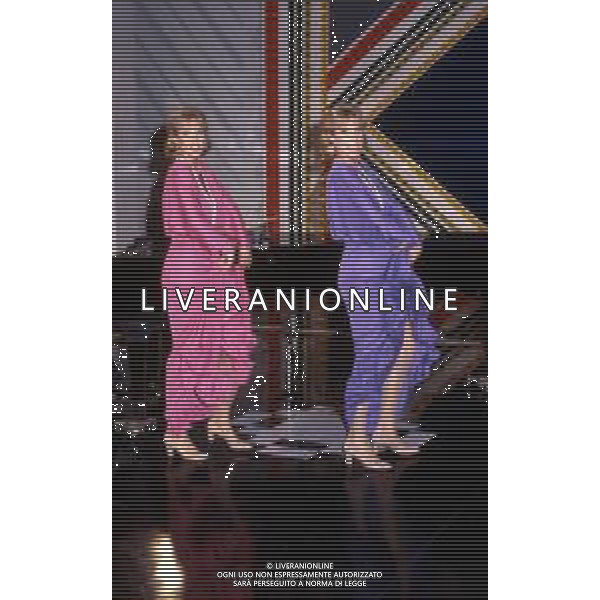 DIAP-RETROSPETTIVA GEMELLE ALICE E ELLEN KESSLER BELLERINE NELLA FOTO ALICE E ELLEN KESSLER A ROMA NELL\'ANNO 1989 AG ALDO LIVERANI SAS