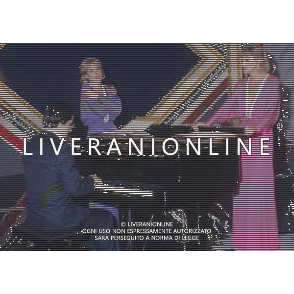 DIAP-RETROSPETTIVA GEMELLE ALICE E ELLEN KESSLER BELLERINE NELLA FOTO ALICE E ELLEN KESSLER A ROMA NELL\'ANNO 1989 AG ALDO LIVERANI SAS