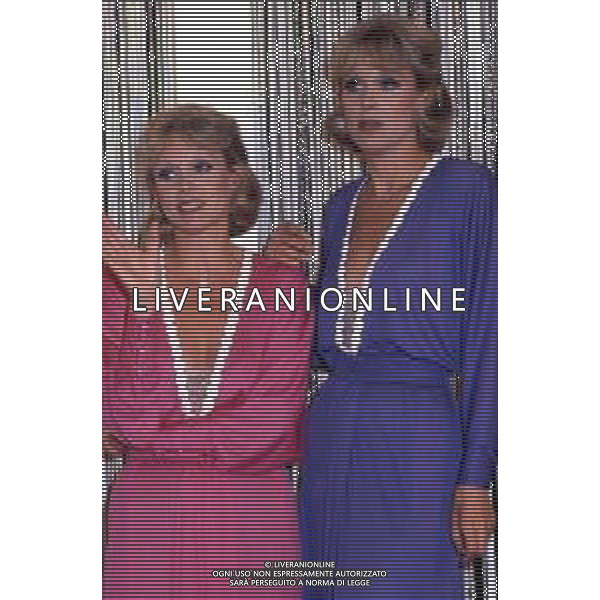 DIAP-RETROSPETTIVA GEMELLE ALICE E ELLEN KESSLER BELLERINE NELLA FOTO ALICE E ELLEN KESSLER A ROMA NELL\'ANNO 1989 AG ALDO LIVERANI SAS