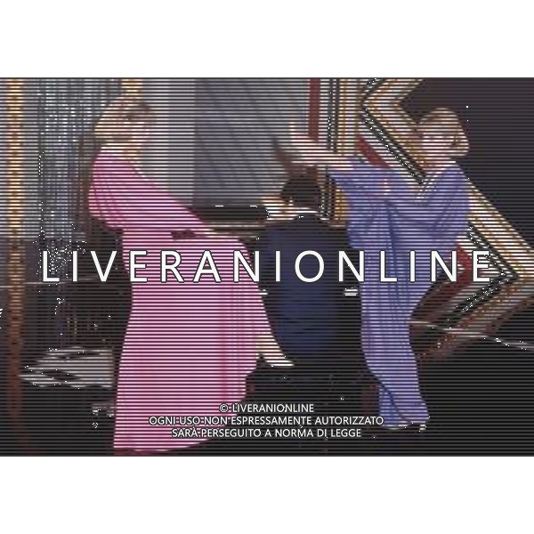 DIAP-RETROSPETTIVA GEMELLE ALICE E ELLEN KESSLER BELLERINE NELLA FOTO ALICE E ELLEN KESSLER A ROMA NELL\'ANNO 1989 AG ALDO LIVERANI SAS