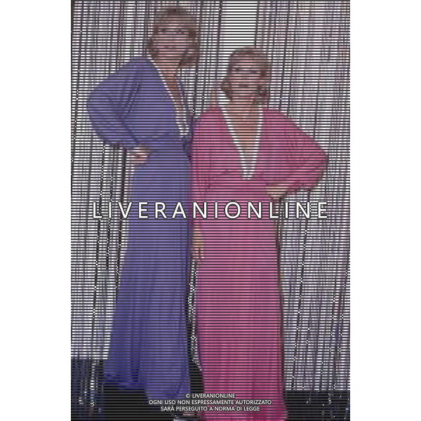DIAP-RETROSPETTIVA GEMELLE ALICE E ELLEN KESSLER BELLERINE NELLA FOTO ALICE E ELLEN KESSLER A ROMA NELL\'ANNO 1989 AG ALDO LIVERANI SAS