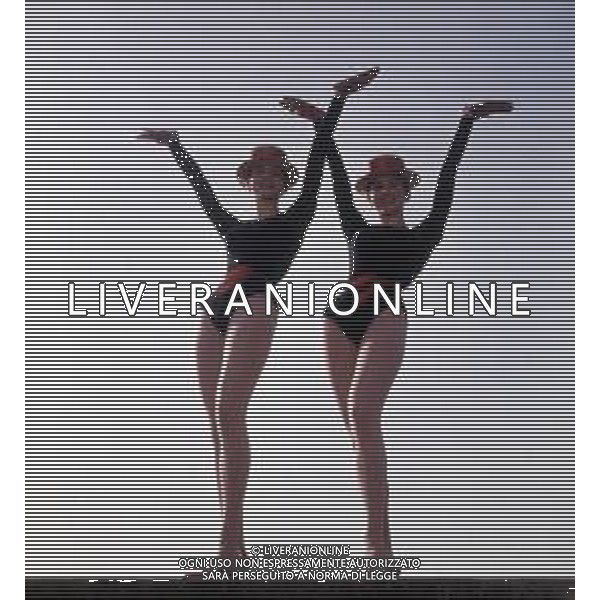 COL-RETROSPETTIVA ALICE E ELLEN KESSLER BALLERINE NELLA FOTO ALICE E HELLEN KESSLER AG ALDO LIVERANI SAS