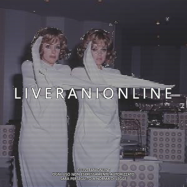 COL-RETROSPETTIVA ALICE E ELLEN KESSLER BALLERINE NELLA FOTO ALICE E HELLEN KESSLER AG ALDO LIVERANI SAS