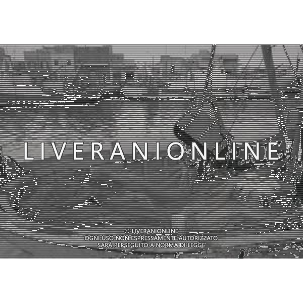 NEG MAZZARA DEL VALLO- I PESCHERECCI FERMI PER LA CRISI DELLA PESCA NELL\'ANNO 1982 AG ALDO LIVERANI SAS