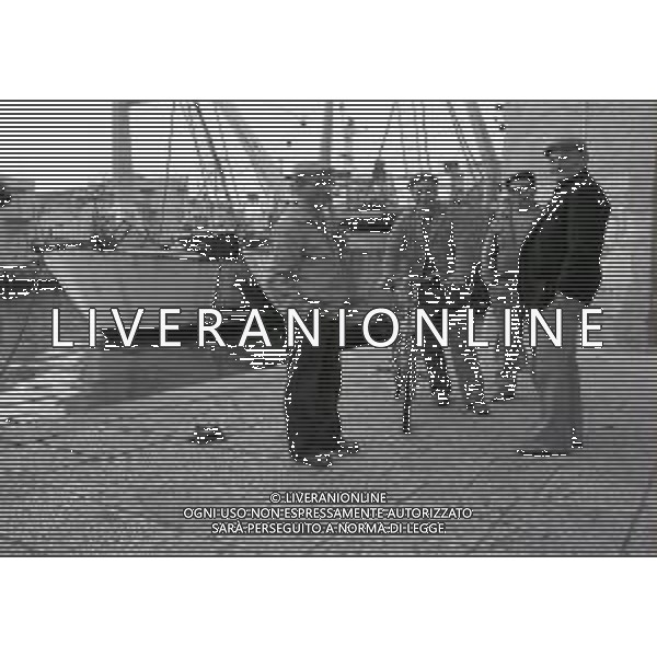 NEG MAZZARA DEL VALLO- I PESCHERECCI FERMI PER LA CRISI DELLA PESCA NELL\'ANNO 1982 AG ALDO LIVERANI SAS