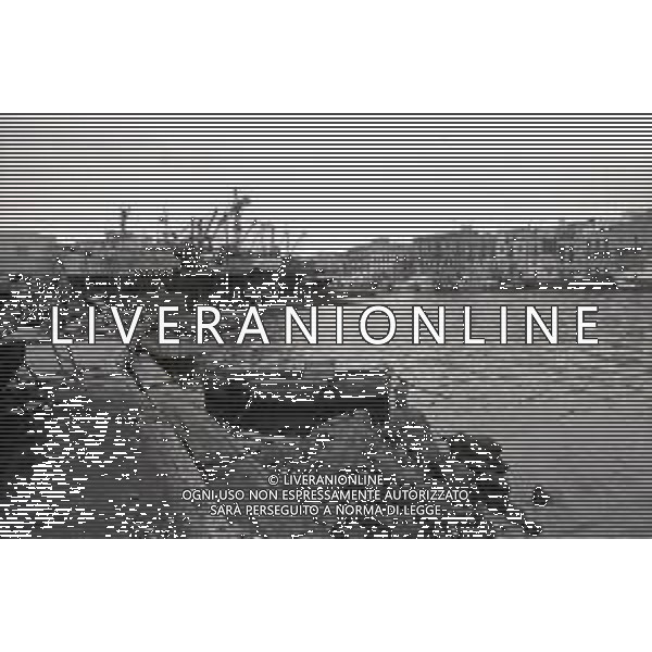 NEG MAZZARA DEL VALLO- I PESCHERECCI FERMI PER LA CRISI DELLA PESCA NELL\'ANNO 1982 AG ALDO LIVERANI SAS