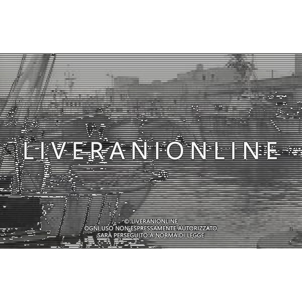 NEG MAZZARA DEL VALLO- I PESCHERECCI FERMI PER LA CRISI DELLA PESCA NELL\'ANNO 1982 AG ALDO LIVERANI SAS