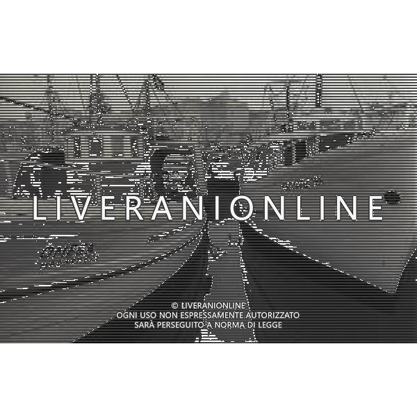 NEG MAZZARA DEL VALLO- I PESCHERECCI FERMI PER LA CRISI DELLA PESCA NELL\'ANNO 1982 AG ALDO LIVERANI SAS