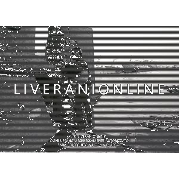 NEG MAZZARA DEL VALLO- I PESCHERECCI FERMI PER LA CRISI DELLA PESCA NELL\'ANNO 1982 AG ALDO LIVERANI SAS