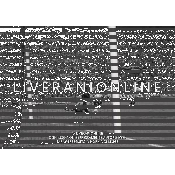 NEG-1982-1983 -MILANO COPPA ITALIA MILAN-VERONA 3-3 NELLA FOTO GOAL VERONA AG ALDO LIVERANI SAS