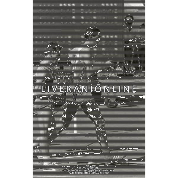 NEG-RETROSPETTIVA MAURIZIO DAMILANO ATLETA NELLA FOTO MAURIZIO DAMILANO AD ATENE AI CAMPIONATI EURPEI DI ATLETICA NELL\'ANNO 1982 AG ALDO LIVERANI SAS