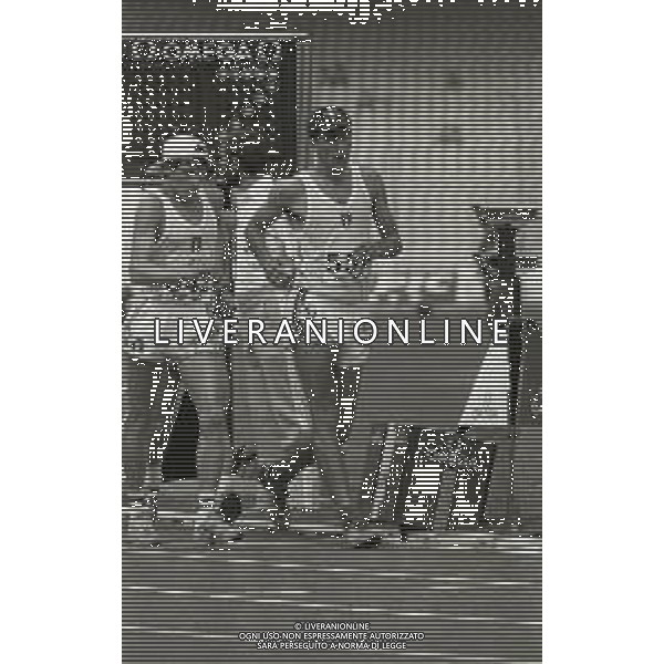 NEG-RETROSPETTIVA MAURIZIO DAMILANO ATLETA NELLA FOTO MAURIZIO DAMILANO AD ATENE AI CAMPIONATI EURPEI DI ATLETICA NELL\'ANNO 1982 AG ALDO LIVERANI SAS