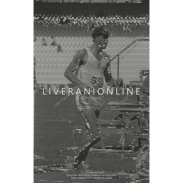 NEG-RETROSPETTIVA MAURIZIO DAMILANO ATLETA NELLA FOTO MAURIZIO DAMILANO AD ATENE AI CAMPIONATI EURPEI DI ATLETICA NELL\'ANNO 1982 AG ALDO LIVERANI SAS