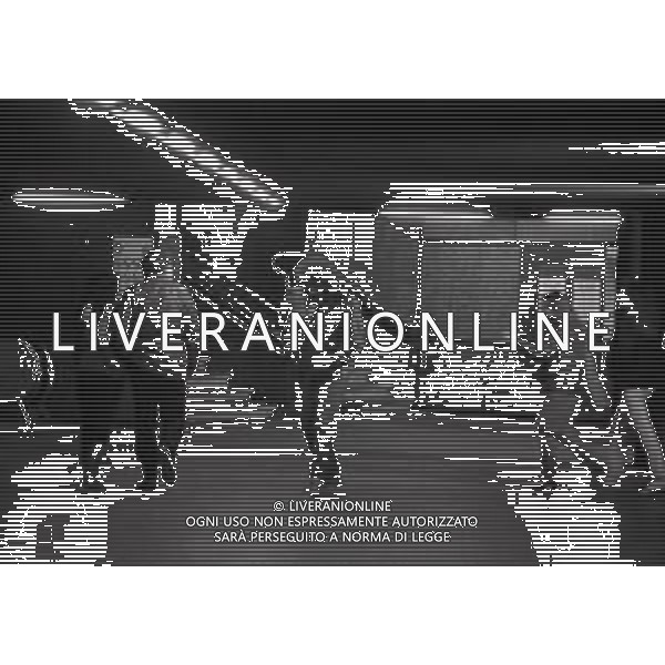 NEG-1983 MILANO SET DEL FILM IL RAS DEL QUARTIERE CON DIEGO ABATANTUONO NELLA FOTO DIEGO ABATANTUONO AG ALDO LIVERANI SAS