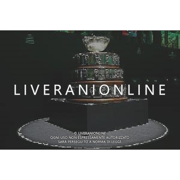 TVRCOR 19-11-2025 – 2025 Davis Cup Finals - Final Eight Bologna (BO) – SuperTennis Arena di BolognaFiere - Cerimonia in ricordo del tennista jugoslavo Nikola Pilić nella foto "L\'insalatiera", trofeo della Coppa Davis FOTO ROBERTA CORRADIN-AG ALDO LIVERANI SAS