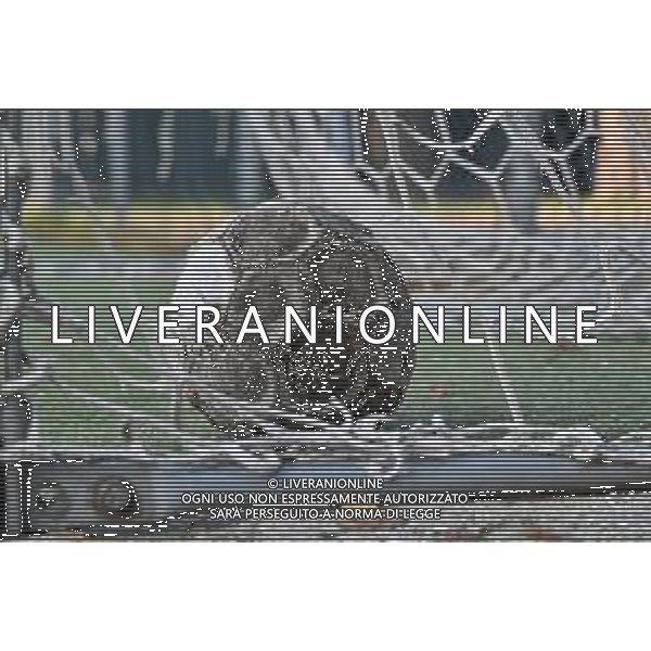 TVRG Pallone sgonfiato vecchio Milano 20-11-2025 Pallone sgonfiato, vecchio, calcio malato, sogni infranti rubati, violenza nel mondo del calcio foto Roberto Garavaglia/Agenzia Aldo Liverani sas