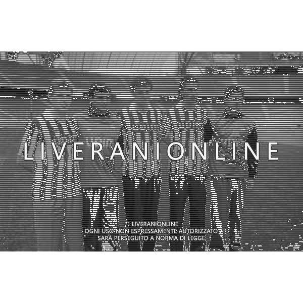 NEG- RETROSPETTIVA JUVENTUS CALCIO NELLA FOTO PRESENTAZIONE DEI NUOVI ACQUISTI: DINO BAGGIO, ANGELO PERUZZI, LAMBERTO PIOVANELLI, MASSIMO CARRERA E FABIO MARCHIORO NEL GIUGNO DELL’ANNO 1991 AG ALDO LIVERANI SAS