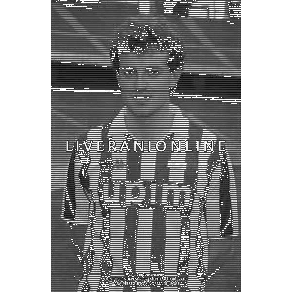 NEG- RETROSPETTIVA JUVENTUS CALCIO NELLA FOTO LAMBERTO PIOVANELLI ALLA SUA PRESENTAZIONE COME NUOVO ACQUISTO NEL GIUGNO NELL\'ANNO 1991 AG ALDO LIVERANI SAS