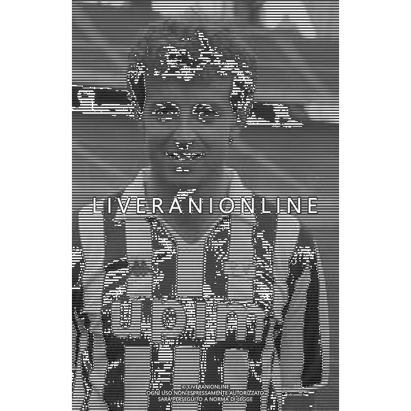 NEG- RETROSPETTIVA JUVENTUS CALCIO NELLA FOTO LAMBERTO PIOVANELLI ALLA SUA PRESENTAZIONE COME NUOVO ACQUISTO NEL GIUGNO NELL\'ANNO 1991 AG ALDO LIVERANI SAS