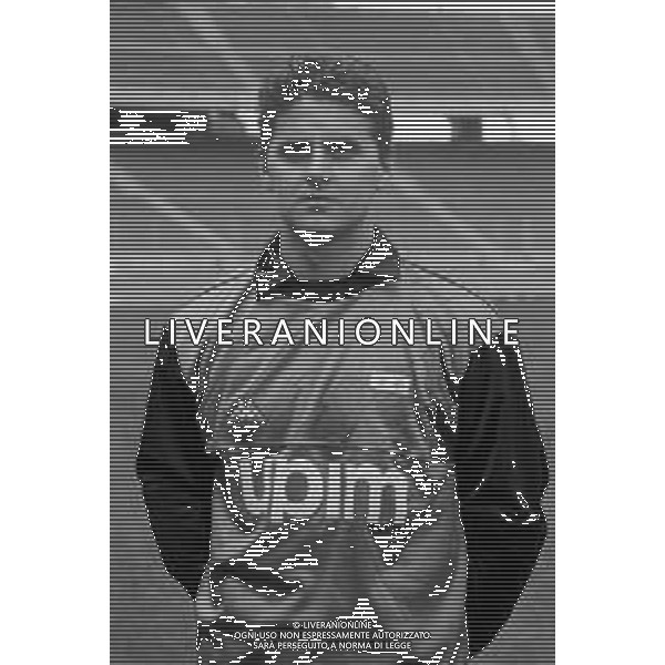 NEG- RETROSPETTIVA JUVENTUS CALCIO NELLA FOTO FABIO MARCHIORO PORTIERE ALLA SUA PRESENTAZIONE COME NUOVO ACQUISTO NEL GIUGNO NELL\'ANNO 1991 AG ALDO LIVERANI SAS