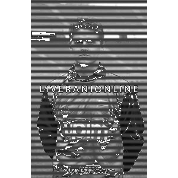 NEG- RETROSPETTIVA JUVENTUS CALCIO NELLA FOTO FABIO MARCHIORO PORTIERE ALLA SUA PRESENTAZIONE COME NUOVO ACQUISTO NEL GIUGNO NELL\'ANNO 1991 AG ALDO LIVERANI SAS