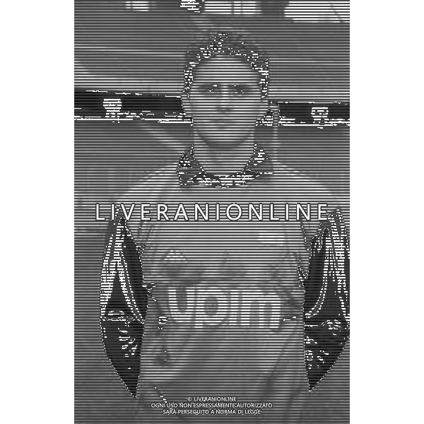 NEG- RETROSPETTIVA JUVENTUS CALCIO NELLA FOTO FABIO MARCHIORO PORTIERE ALLA SUA PRESENTAZIONE COME NUOVO ACQUISTO NEL GIUGNO NELL\'ANNO 1991 AG ALDO LIVERANI SAS