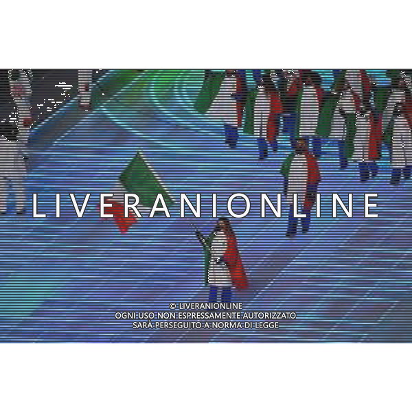 TVPG Olimpiadi invernali Bejing2022 nella foto Michela Moioli (Portabandiera) e ngresso delegazione Italia durante la Cerimonia d\'apertura 4/20-02-2022 Pechino (Cina) foto pasquale golia-ag aldo liverani sas