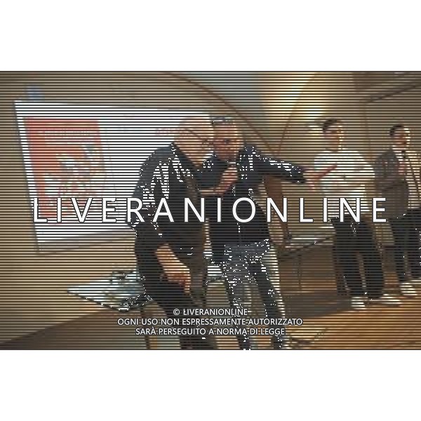 IMOLA 21 11 2025 PRESENTAZIONE DEL LIBRO" IL FRUSCIO DELLA RETINA "LA STORIA DELL\'ANDREA COSTA BASKET RACCONTATA DAI PROTAGONISTI NELLA FOTO FRANCO CREMONINI STORICO DIRIGENTE, GERARDO RESTA E AUTORI DEL LIBRO LUCA SABBIONI E LUCA BOLOGNESI ©SANNA - AGENZIA ALDO LIVERANI SAS